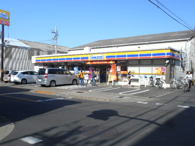 コンビニ　ミニストップ 江戸川中央3丁目店（コンビニ）まで318m