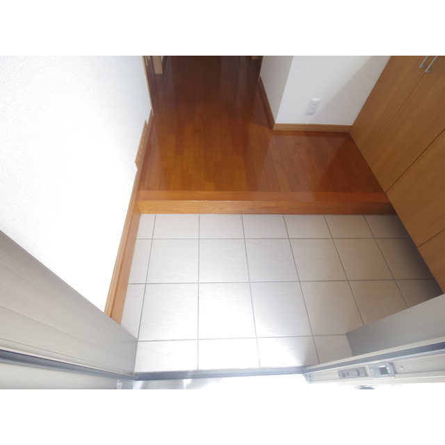 梨本貸家の玄関写真