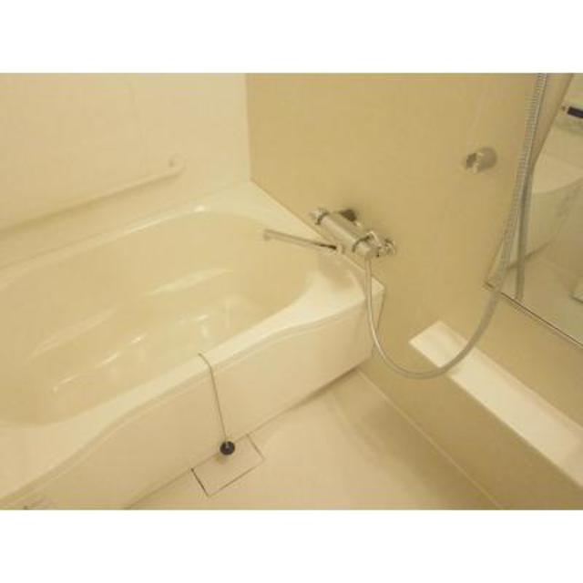 バス・シャワールーム　※写真は同タイプ住戸です。