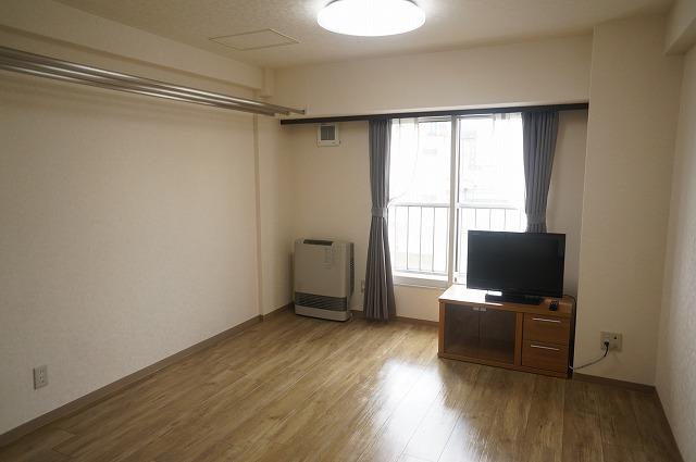 朝日プラザ旭川5条通の居間写真