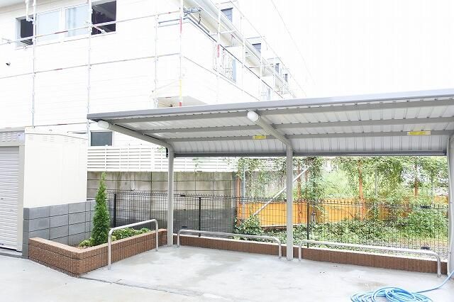 埼玉高速鉄道 川口元郷駅 徒歩15分 3階建 築11年の外観写真