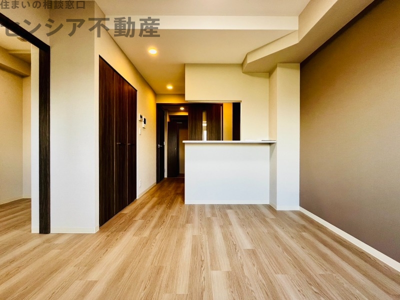 ArtizA京橋WESTの居間写真