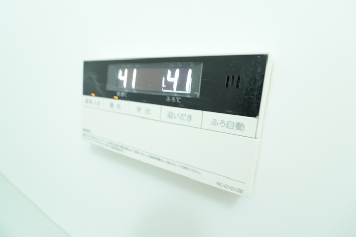 その他設備　給湯器設定パネル