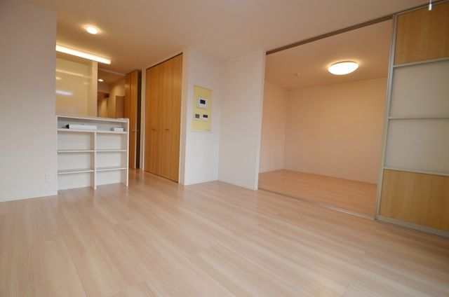 D-room西本郷の居間写真