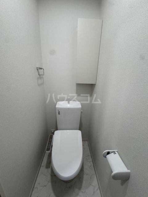プール・トゥジュールIIのトイレ写真