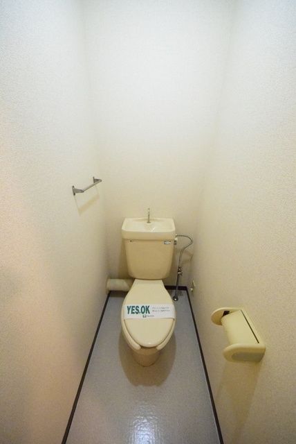 トイレ　別部屋参考写真です