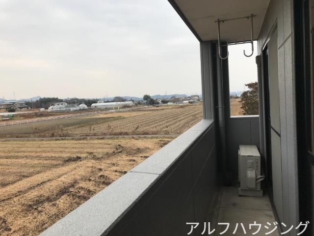 バルコニー　ベランダ