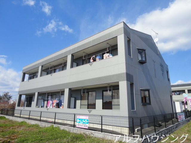 建物外観　外観写真（昼）