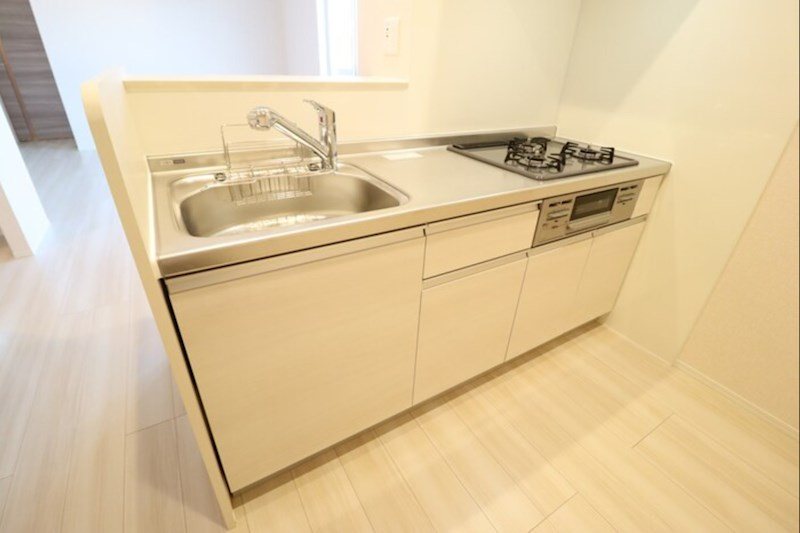 キッチン　同物件別部屋参考写真