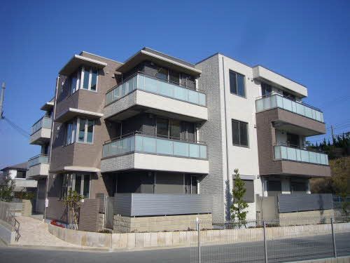 建物外観　オートロック導入の積水ハウスの賃貸住宅シャーメゾン♪