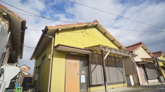 阿漕町津興貸家の建物外観