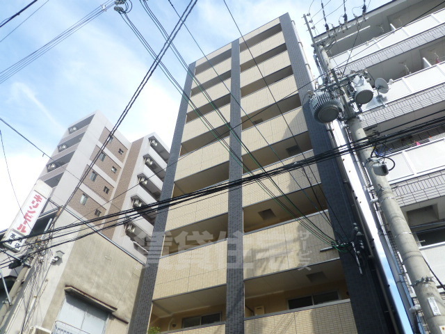 堺市堺区櫛屋町東のマンションの建物外観