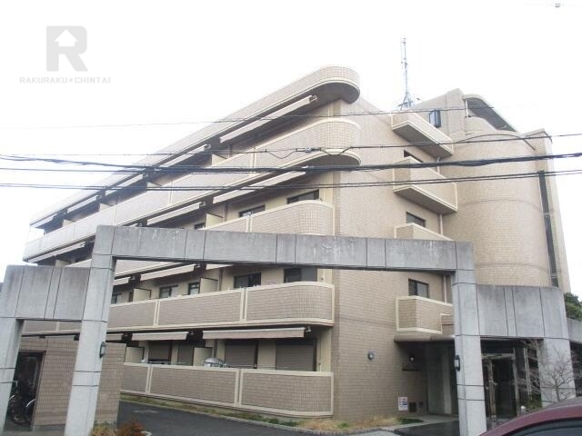 【大東市灰塚のマンションの建物外観】