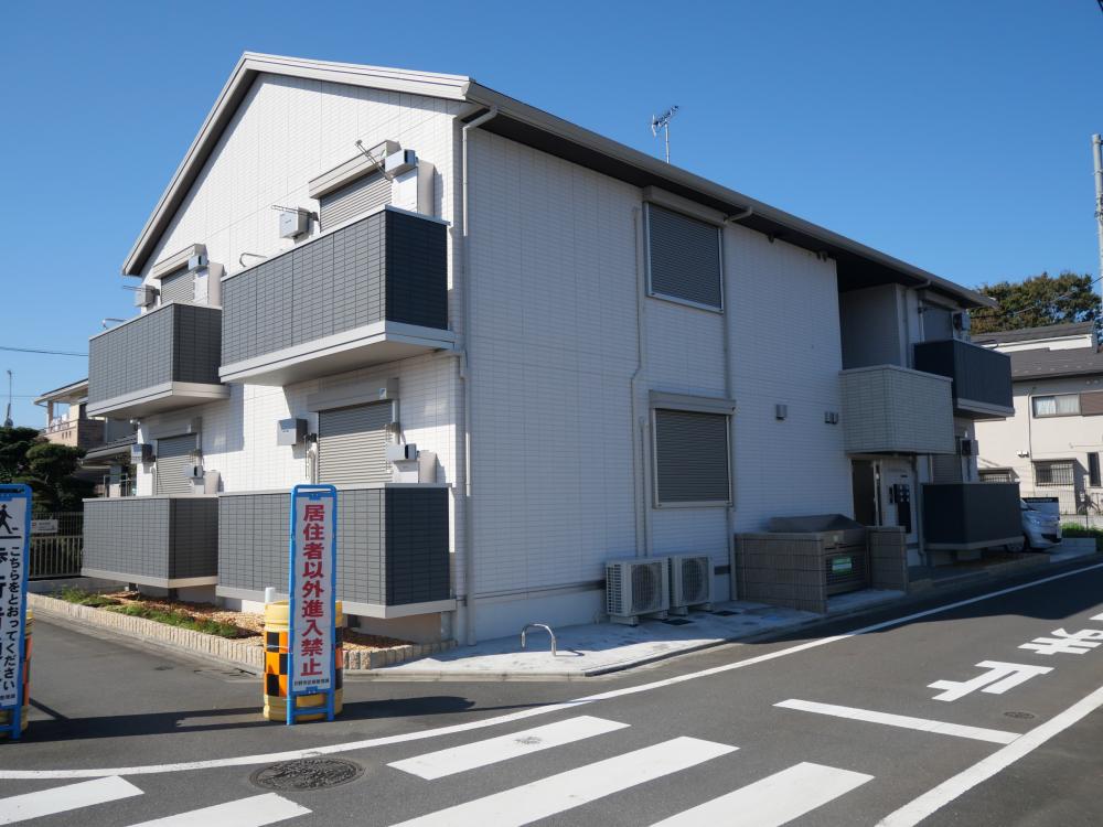 日野市東平山のアパートの建物外観