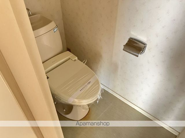 赤富士マンションのトイレ写真
