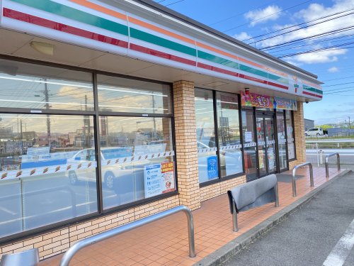 コンビニ　セブンイレブンみよし天王店（コンビニ）まで254m