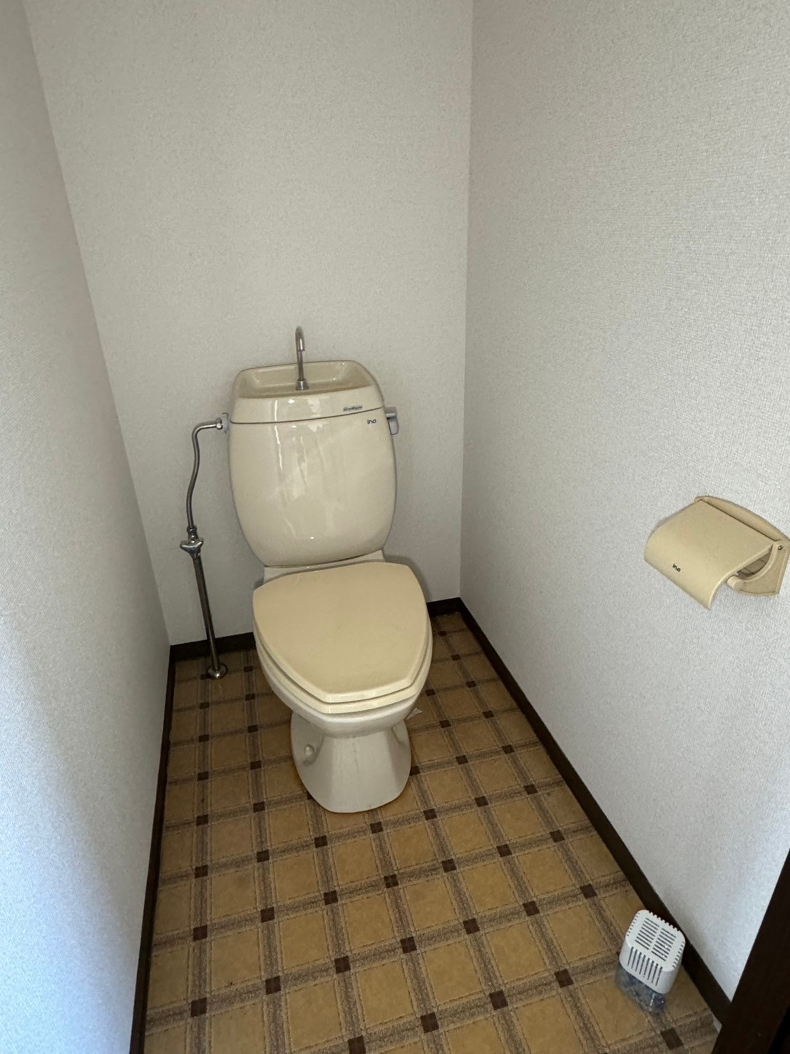 トイレ　写真は同物件他部屋の写真のものです