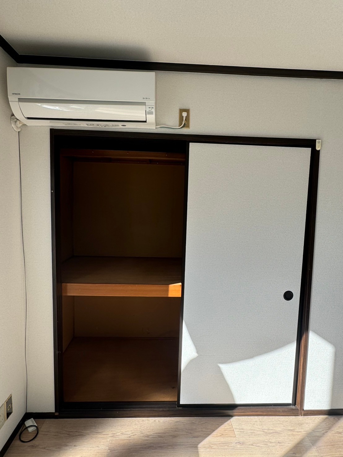 収納　写真は同物件他部屋の写真のものです
