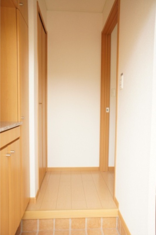 玄関　図面と現状に相違がある場合には現状を優先