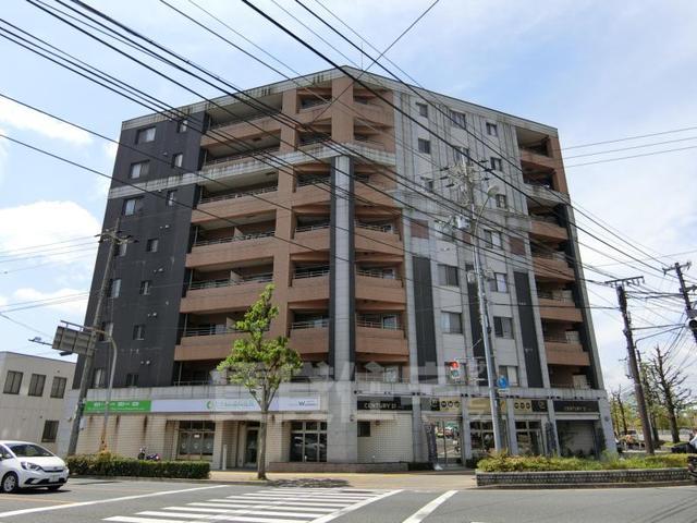 京都市右京区西院上今田町のマンションの建物外観