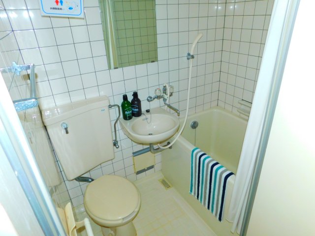 バス・シャワールーム