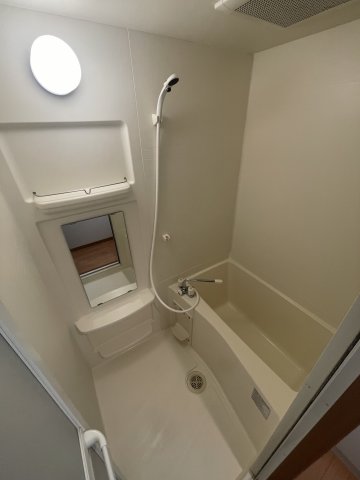 バス・シャワールーム　※