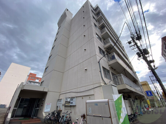 建物外観　札幌市中央区南１１条西「ドミ山鼻」