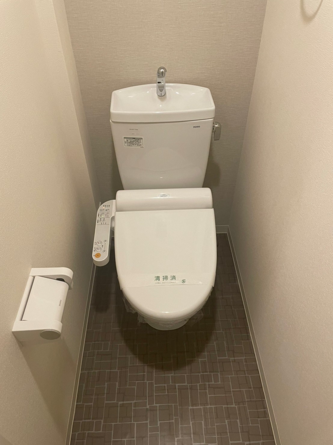 トイレ　※同タイプ・同モデル