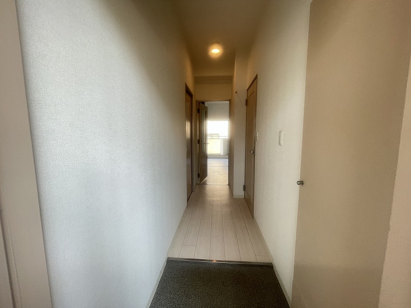 玄関　シンプルで使いやすい玄関です