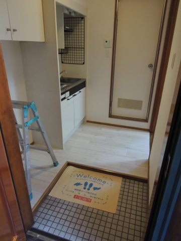 玄関　玄関から【コートビレッジ桜ヶ丘PartIIレジデンス】