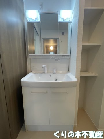 洗面設備　忙しい朝には欠かせない洗面所です