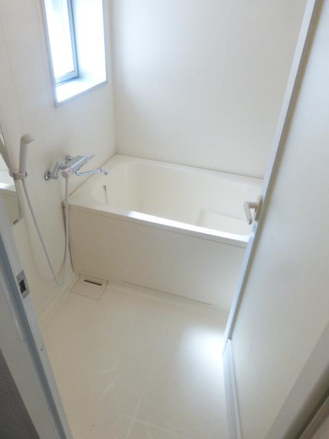 バス・シャワールーム　バス※別部屋参考写真