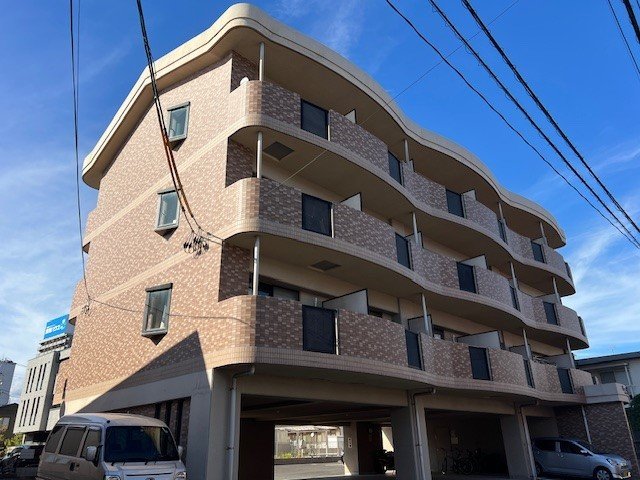 建物外観　きれいな外観です