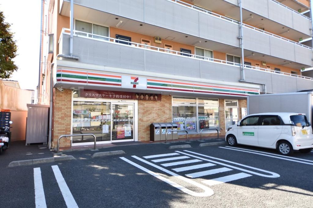 コンビニ　セブンイレブン市川平田1丁目店（コンビニ）まで140m