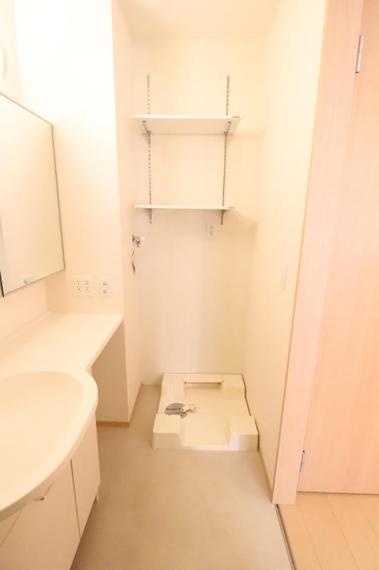 その他　室内洗濯機置き場