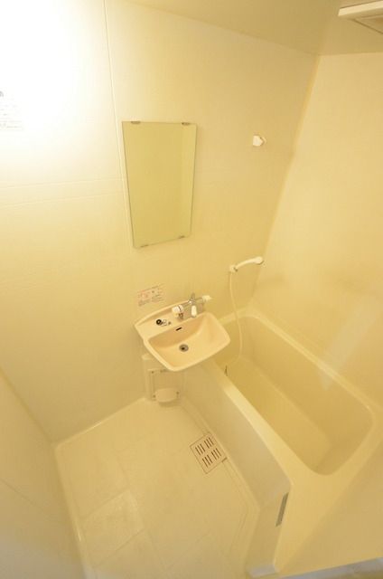 バス・シャワールーム　☆１日の疲れを癒して下さい☆