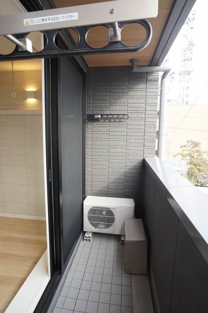 バルコニー　バルコニー