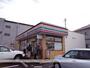 コンビニ　セブンイレブン（コンビニ）まで381m