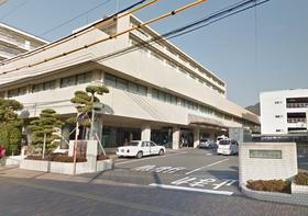 病院　日本赤十字社長崎原爆病院（病院）まで527m