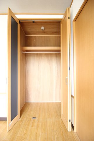 収納　たっぷりとした収納スペースです