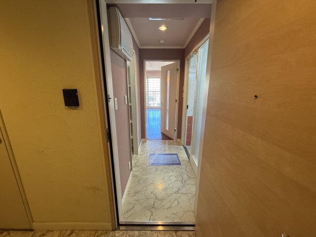 玄関　シュタットメゾンII