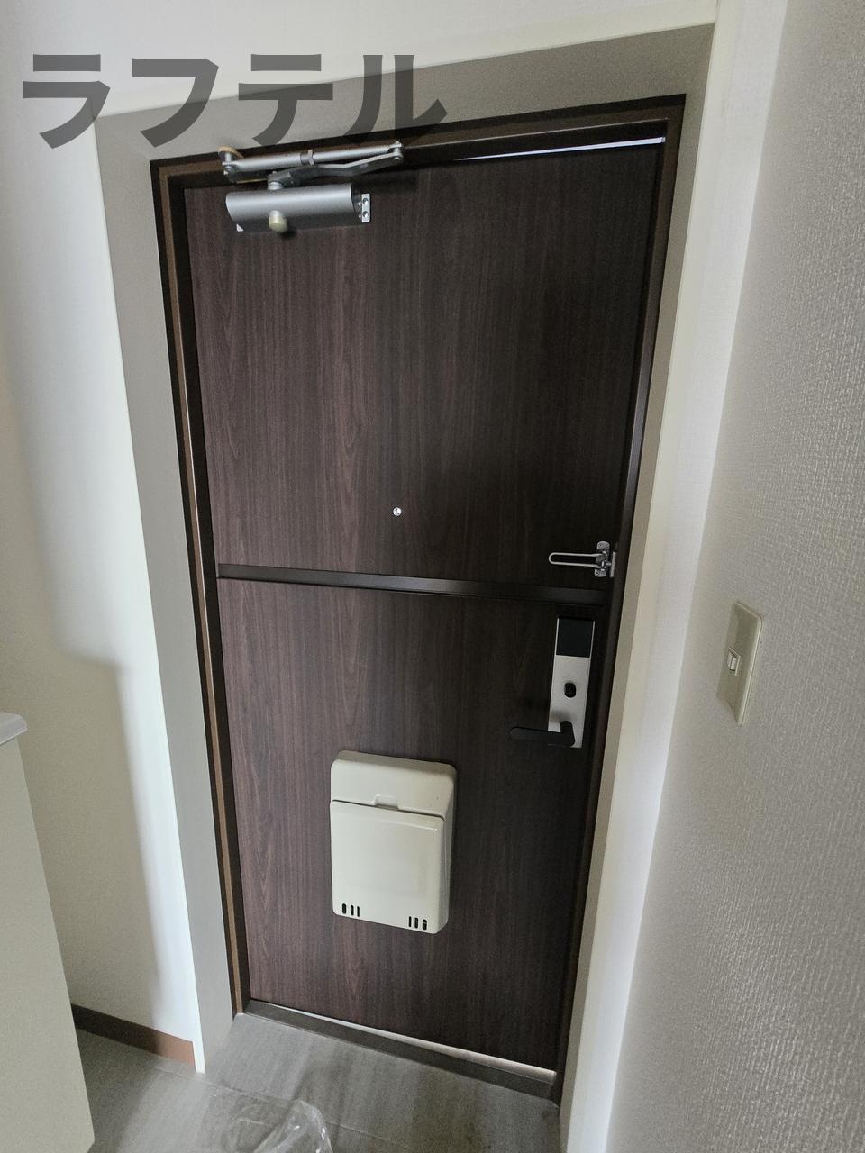 玄関　別部屋イメージ写真