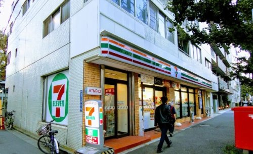 コンビニ　セブンイレブン 品川荏原店（コンビニ）まで301m