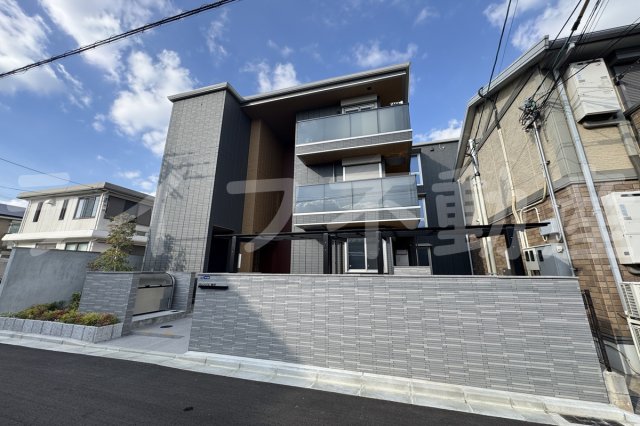 建物外観　外観は落ち着いています