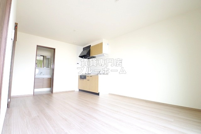 居室・リビング　広々とした洋室！