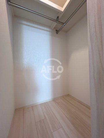 収納　レオングラン本町橋　ウォークインクローゼット