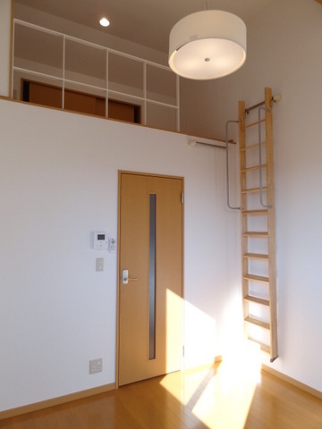 その他部屋・スペース　人気のロフト付のお部屋でお荷物多くても安心ですね