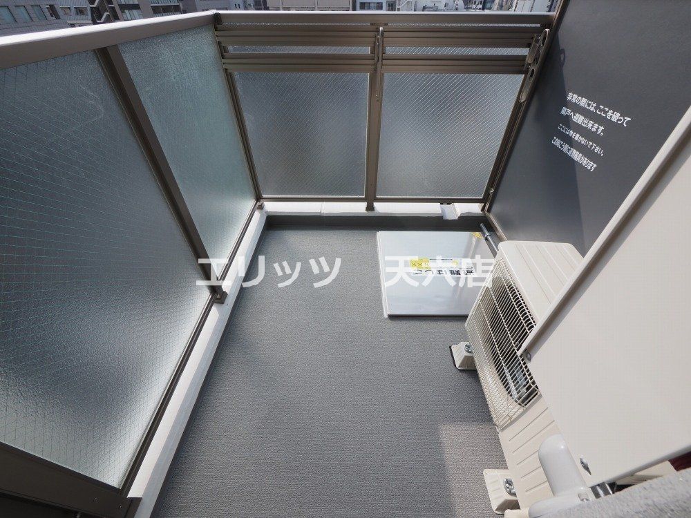 バルコニー　バルコニー