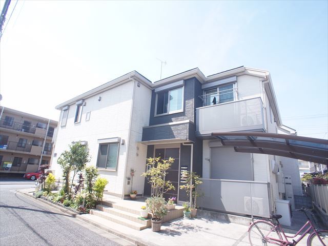 建物外観　積水ハウス施工のシャーメゾン