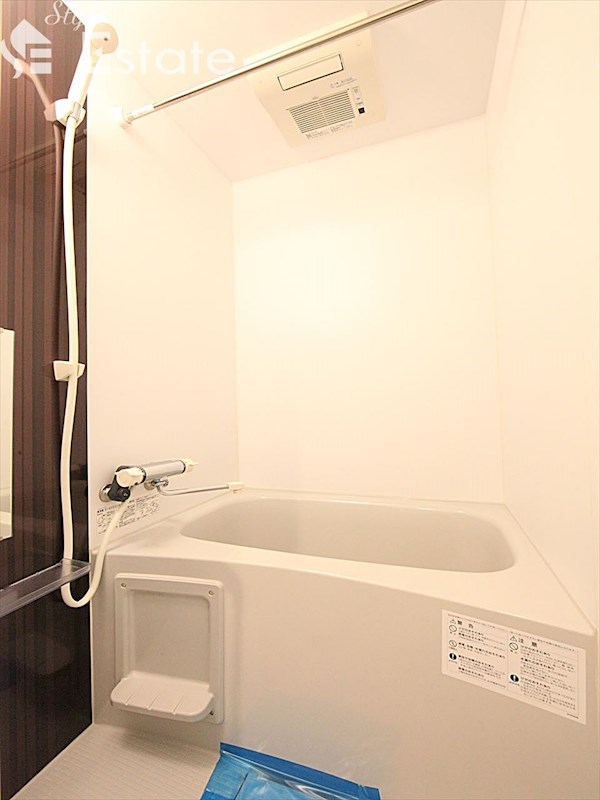 バス・シャワールーム　バスルーム